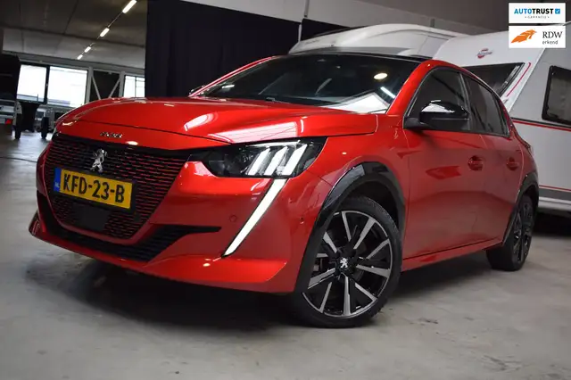 Peugeot e-208 EV GT Line 50 kWh panorama dak