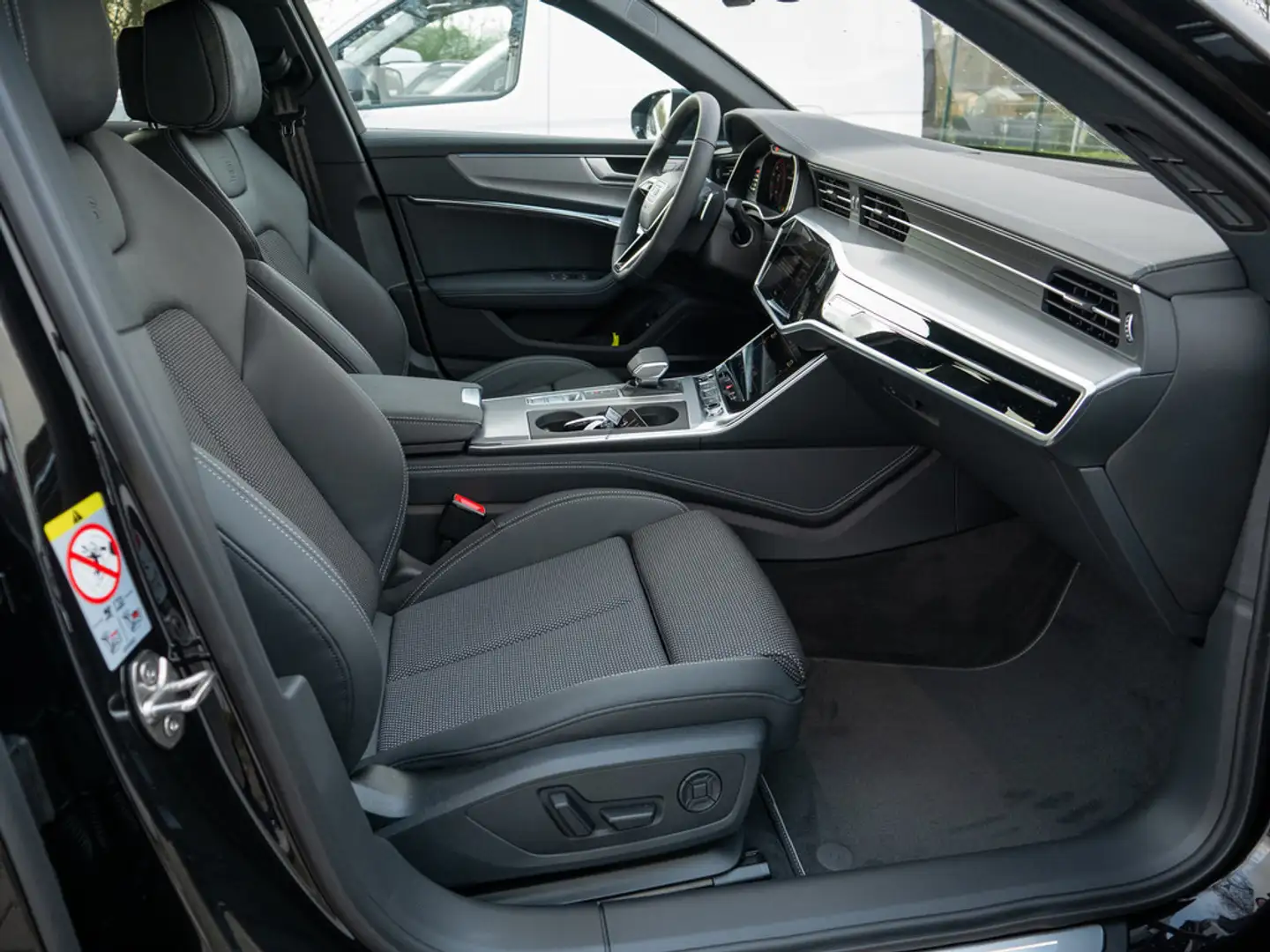 Audi A6 Limousine S line 55 TFSI quattro MATRIX LU - 2