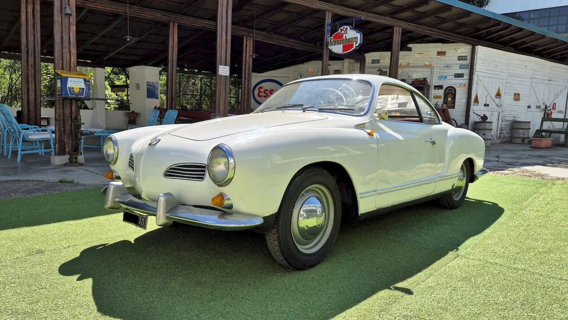 Volkswagen Karmann Ghia Coupè Bianco - 1