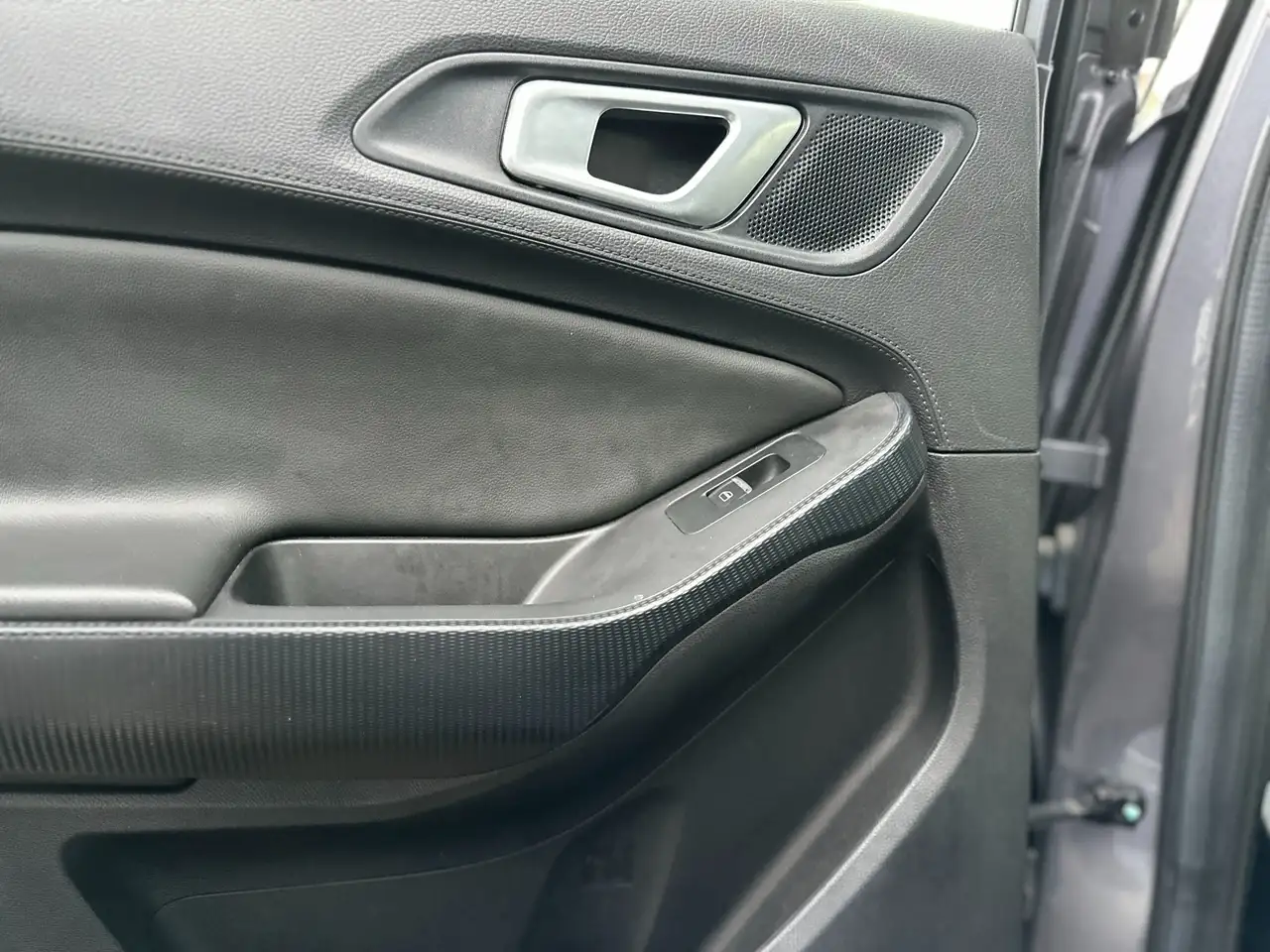 DR Automobiles DR4.0 1.5 22