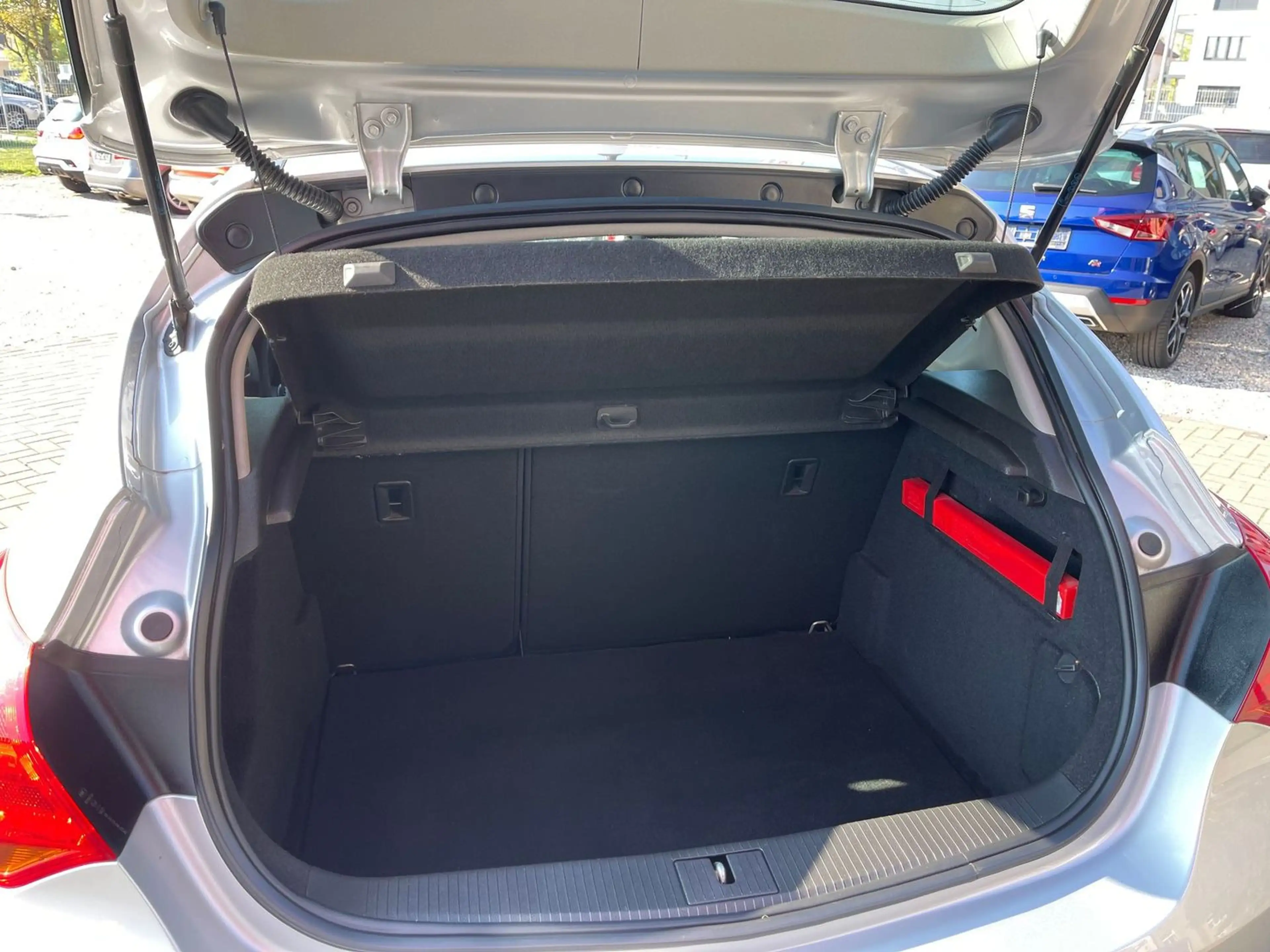 Opel Astra Active/Tempomat/PDC/Navi — photo 7
