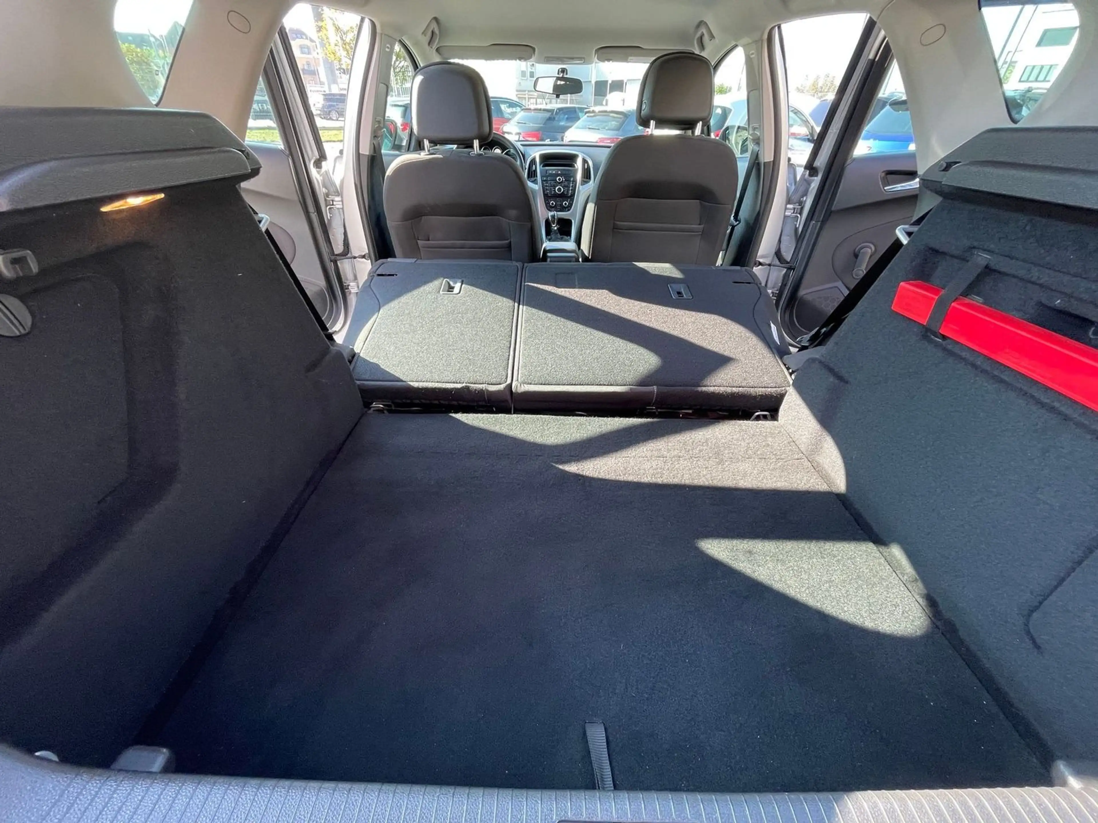 Opel Astra Active/Tempomat/PDC/Navi — photo 8