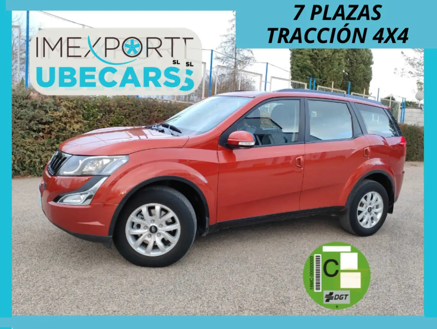 Mahindra XUV500 2.2D W8 AWD Pomarańczowy - 1