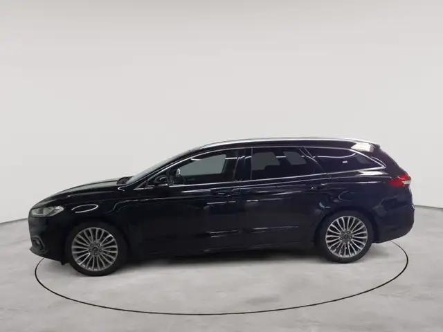 Ford Mondeo view 6