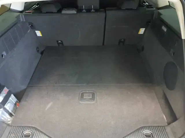 Ford Mondeo view 15