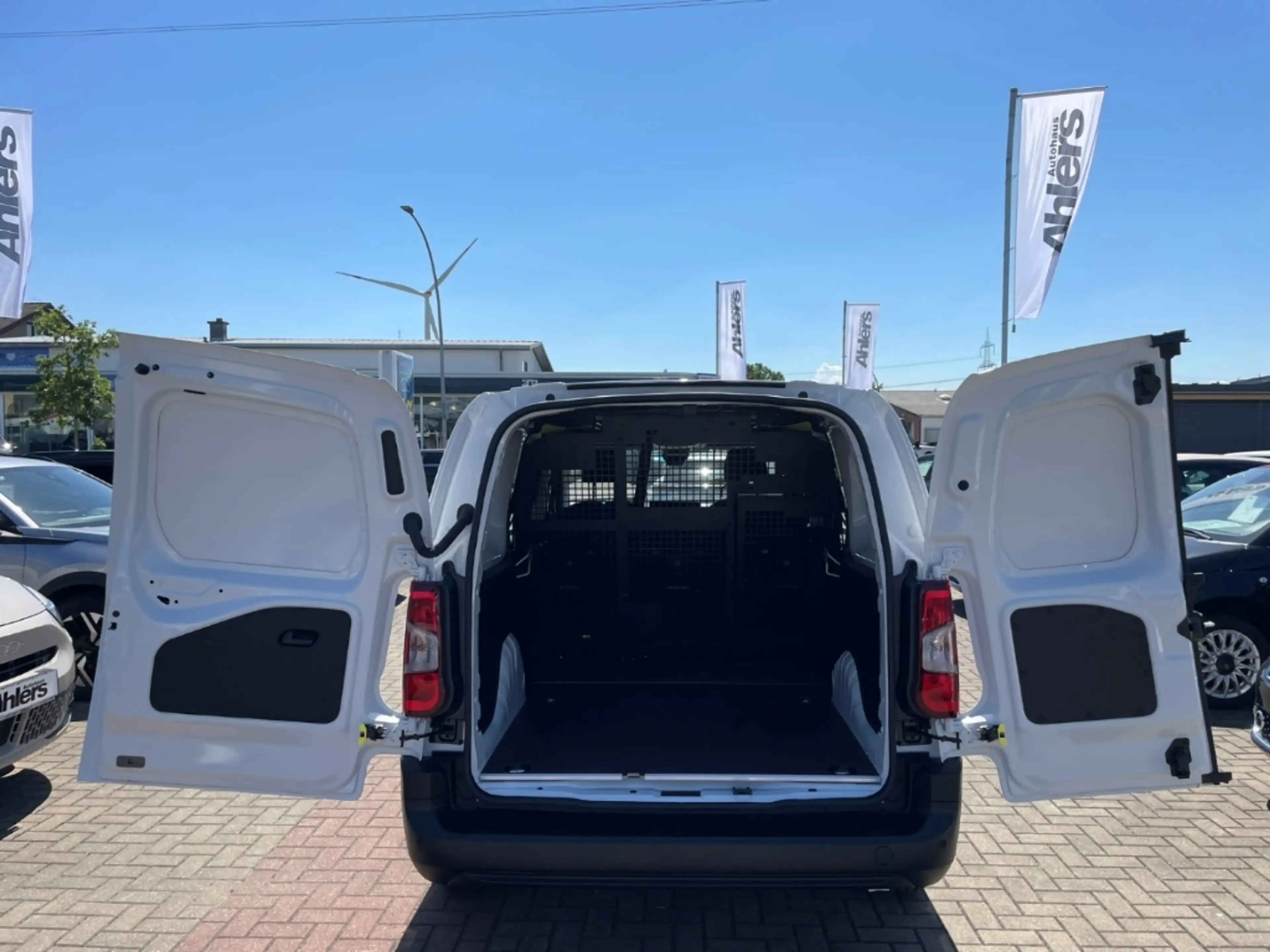 Fiat Doblo Multicab XL+KAMERA+CARPLAY+KLIMAAUTO+HOLZBODEN+ — photo 11