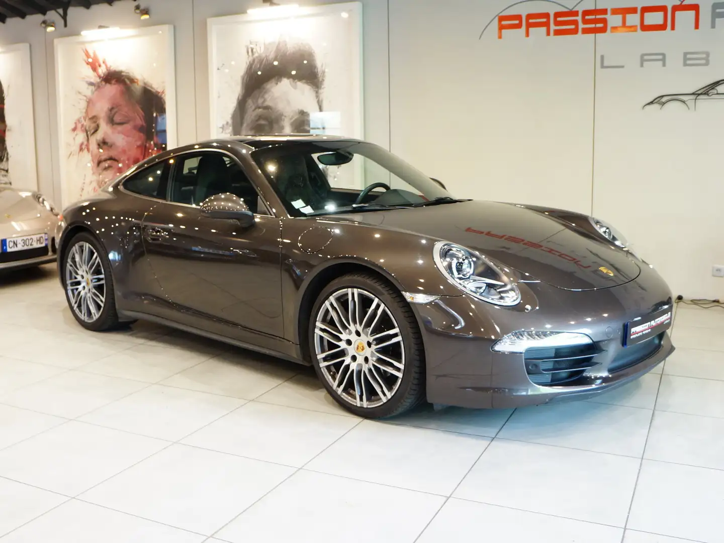 Porsche 991 Carrera 4 350ch Gris - 1