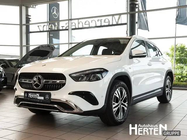 2025 Mercedes-Benz Gla in White for sale