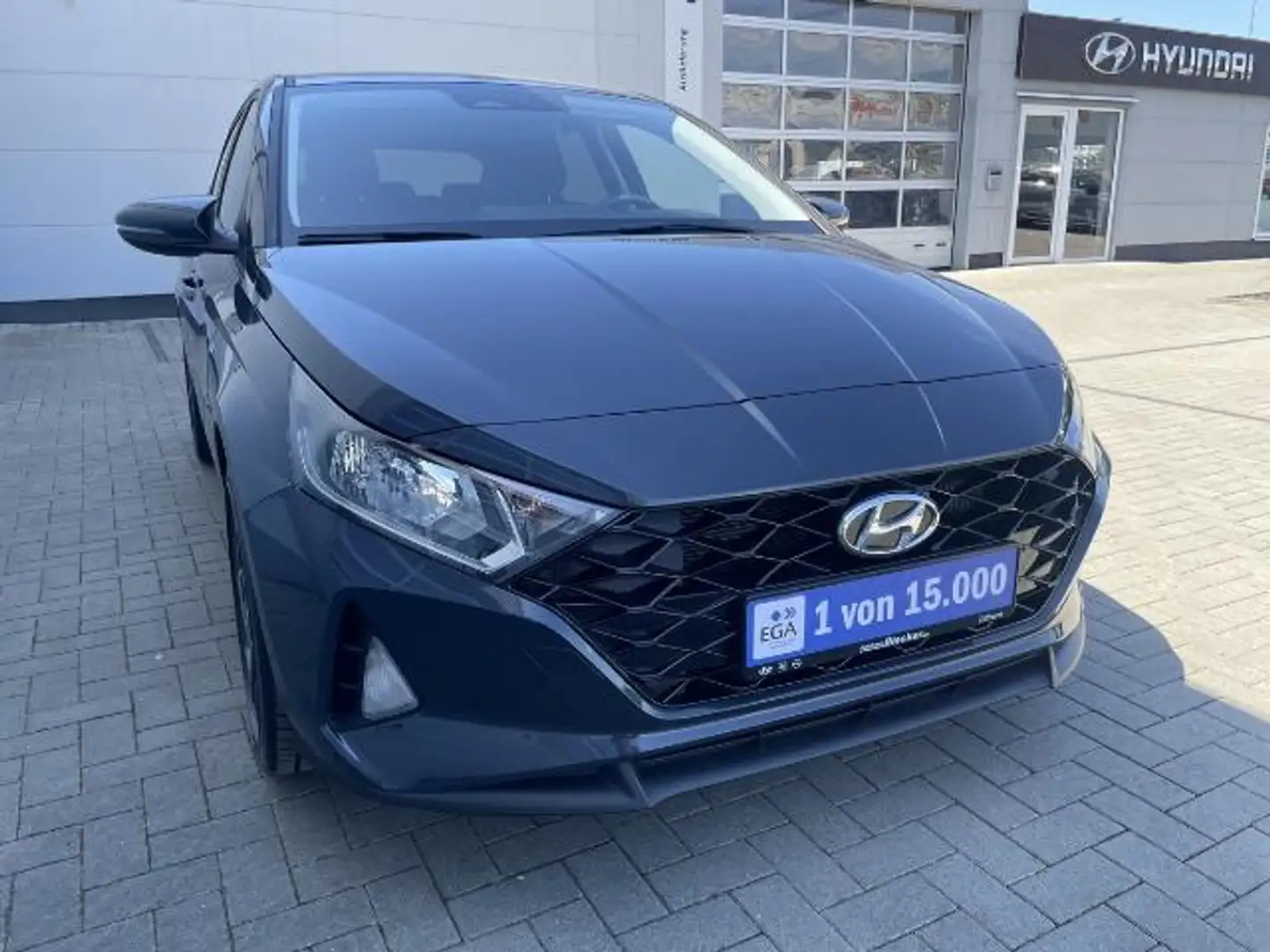 Hyundai i20 1.0 T-GDI Ed. 30+ MHEV*DCT*NAVI*BOSE*PDC*Klimaauto Grijs - 1