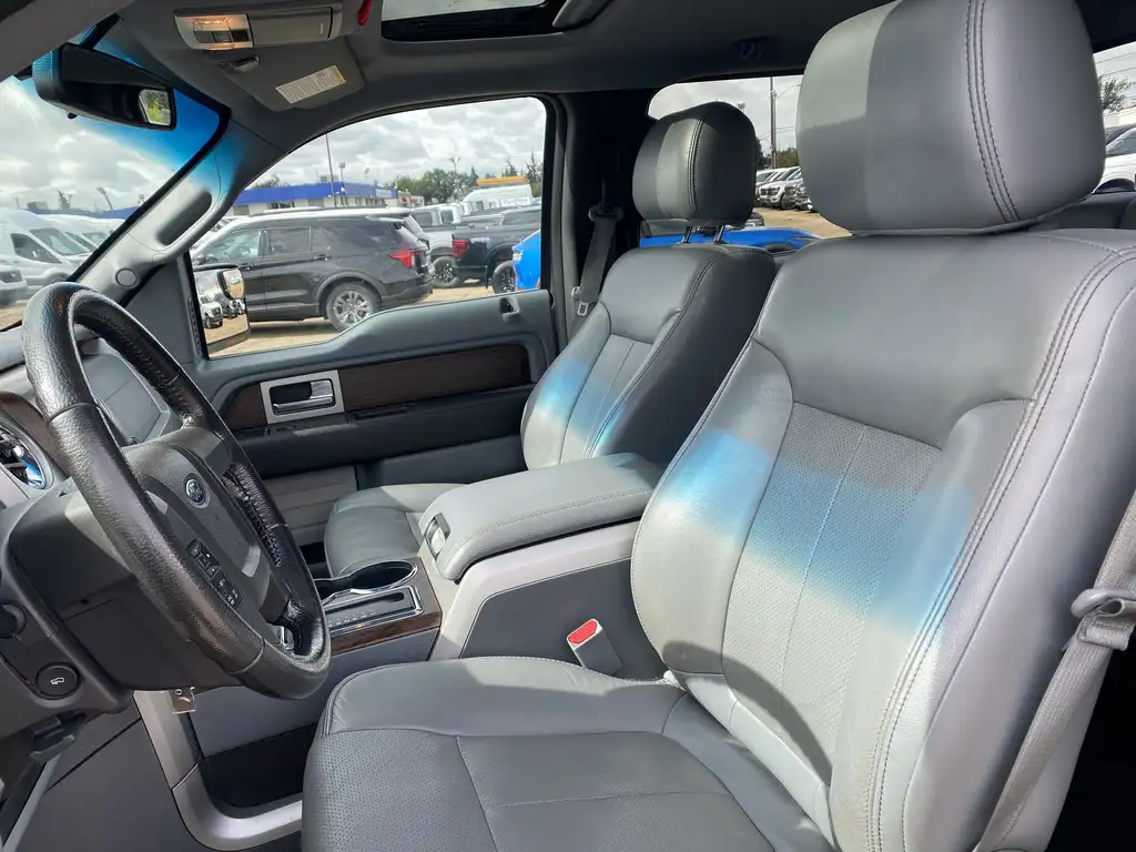 2013 Ford F-150 Lariat SuperCrew 145 | 4X4 | Parking Senors | Rear — photo 8