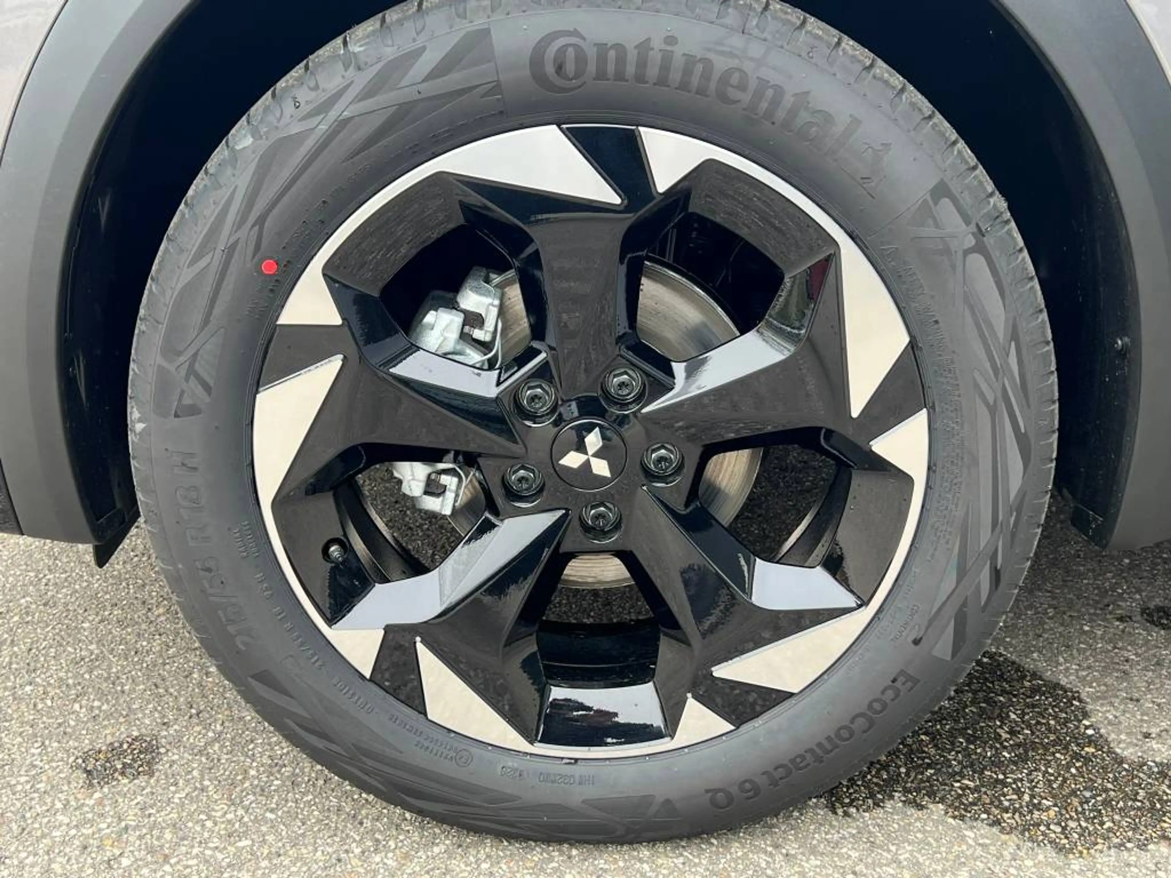 Mitsubishi Grandis Diamant Plus 1.3 T-Benziner 6-Gang — photo 9