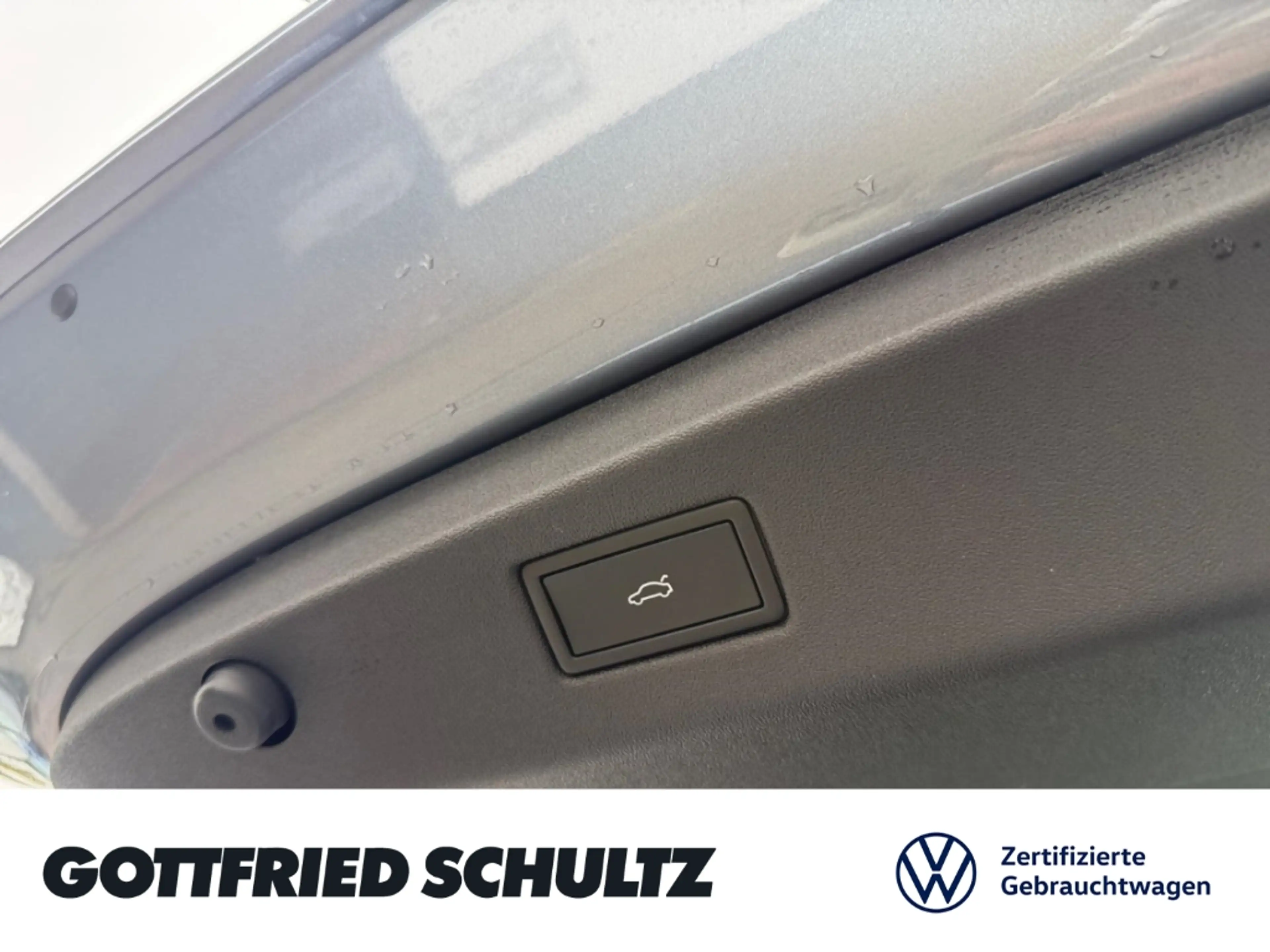 Volkswagen ID.7 MATRIX-LED HUD SHZ V H AHK APP-CON. Pro S 210 kW N — photo 15