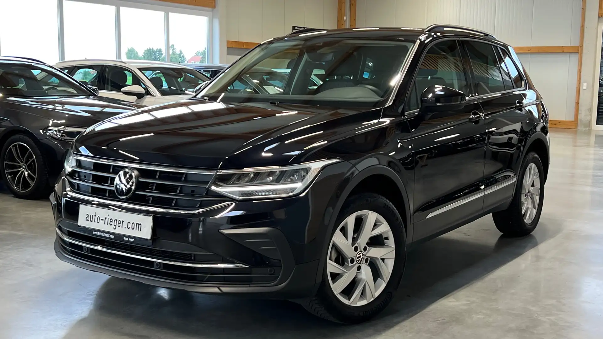 Volkswagen Tiguan Life 4Motion LED, ACC, Kamera Noir - 2