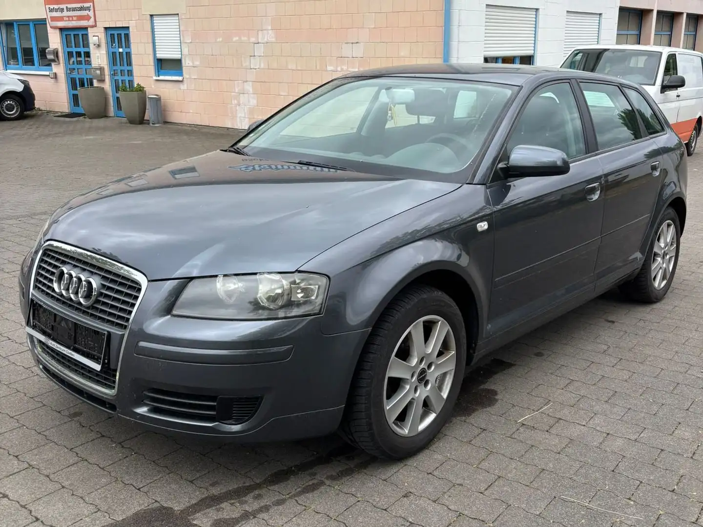Audi A3 1.6 Attraction Grigio - 1