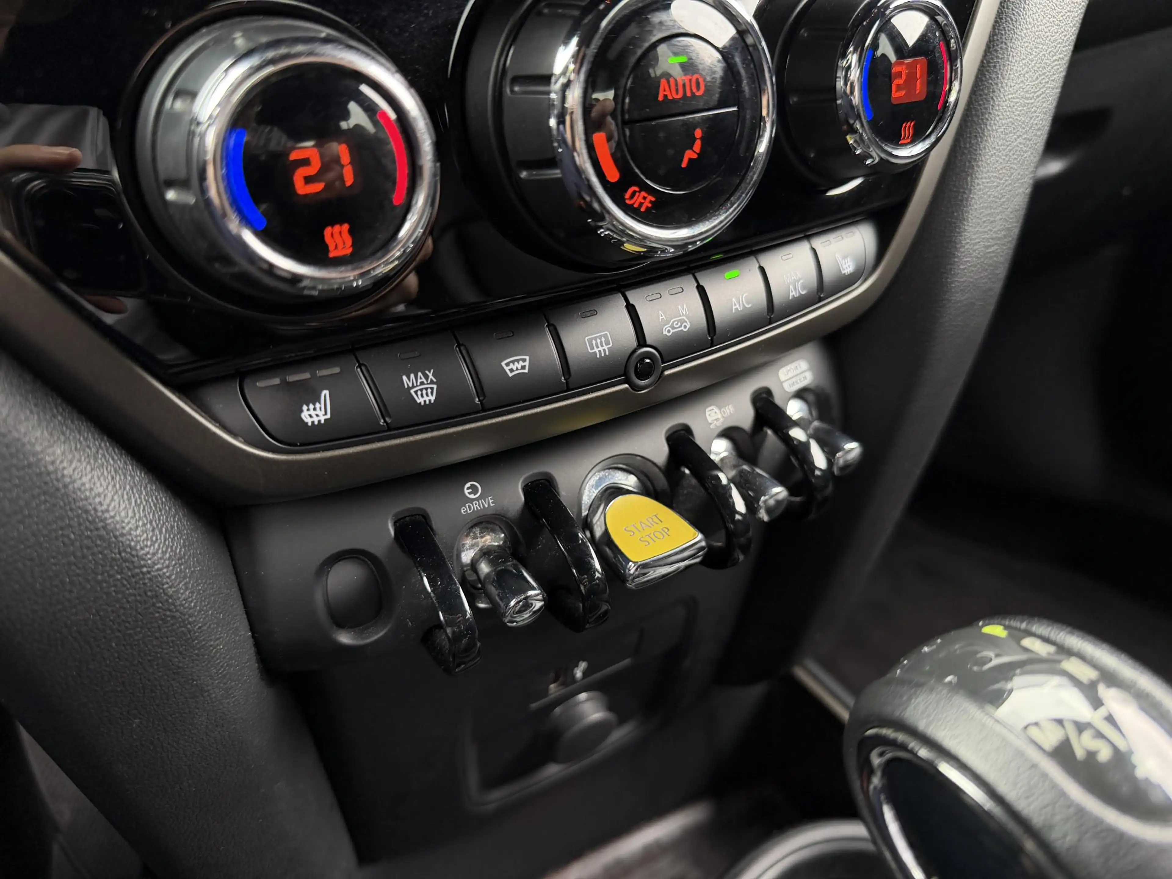 MINI Cooper SE Countryman 1.5 ALL4 Chili Automaat 220PK | SOH 93,4% | Leder — photo 31