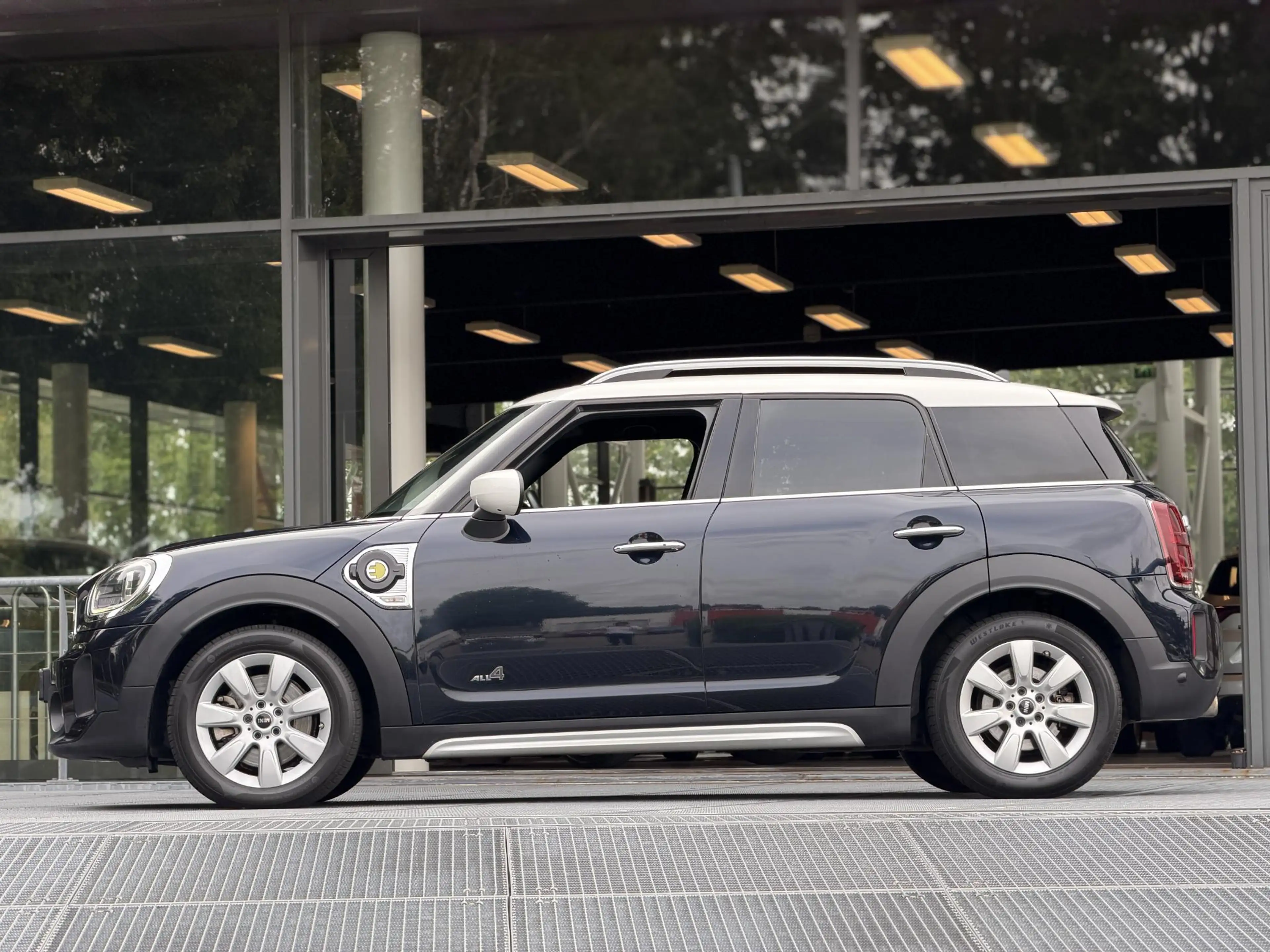 MINI Cooper SE Countryman 1.5 ALL4 Chili Automaat 220PK | SOH 93,4% | Leder — photo 17