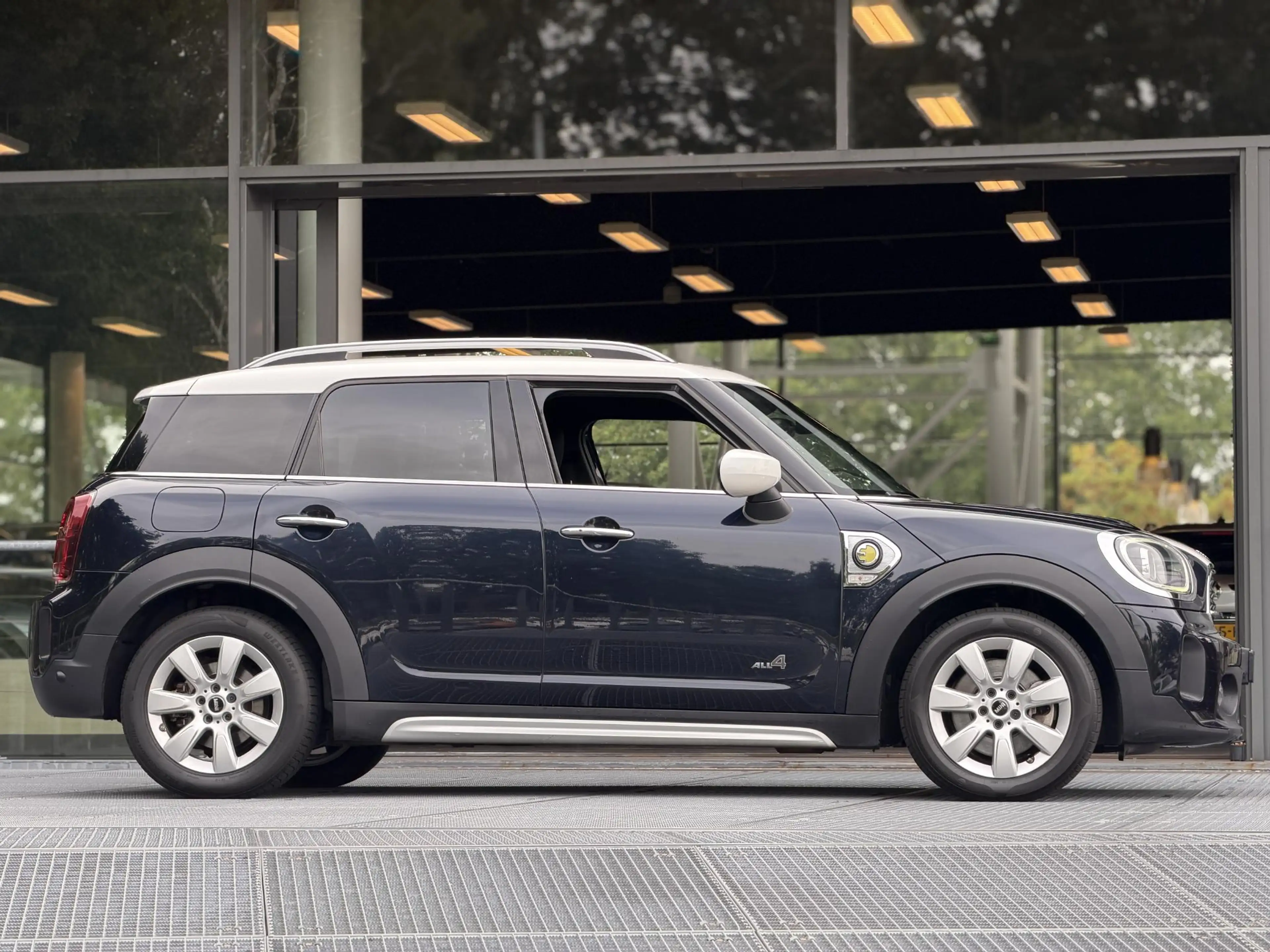 MINI Cooper SE Countryman 1.5 ALL4 Chili Automaat 220PK | SOH 93,4% | Leder — photo 18