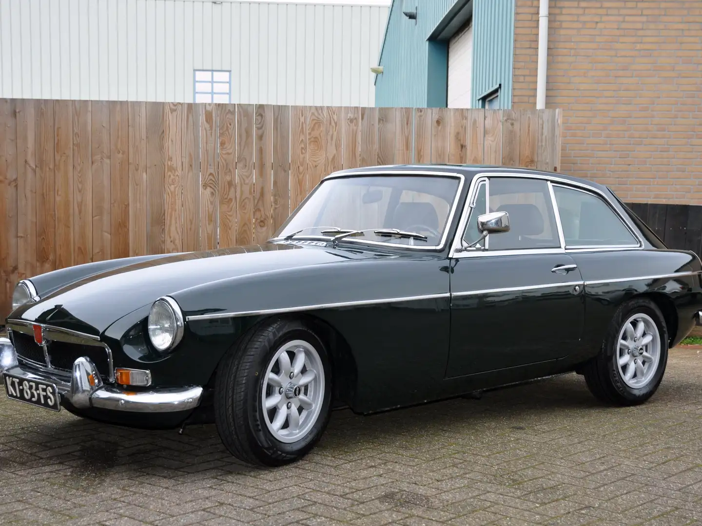 MG MGB 1.8 GT Zelená - 1