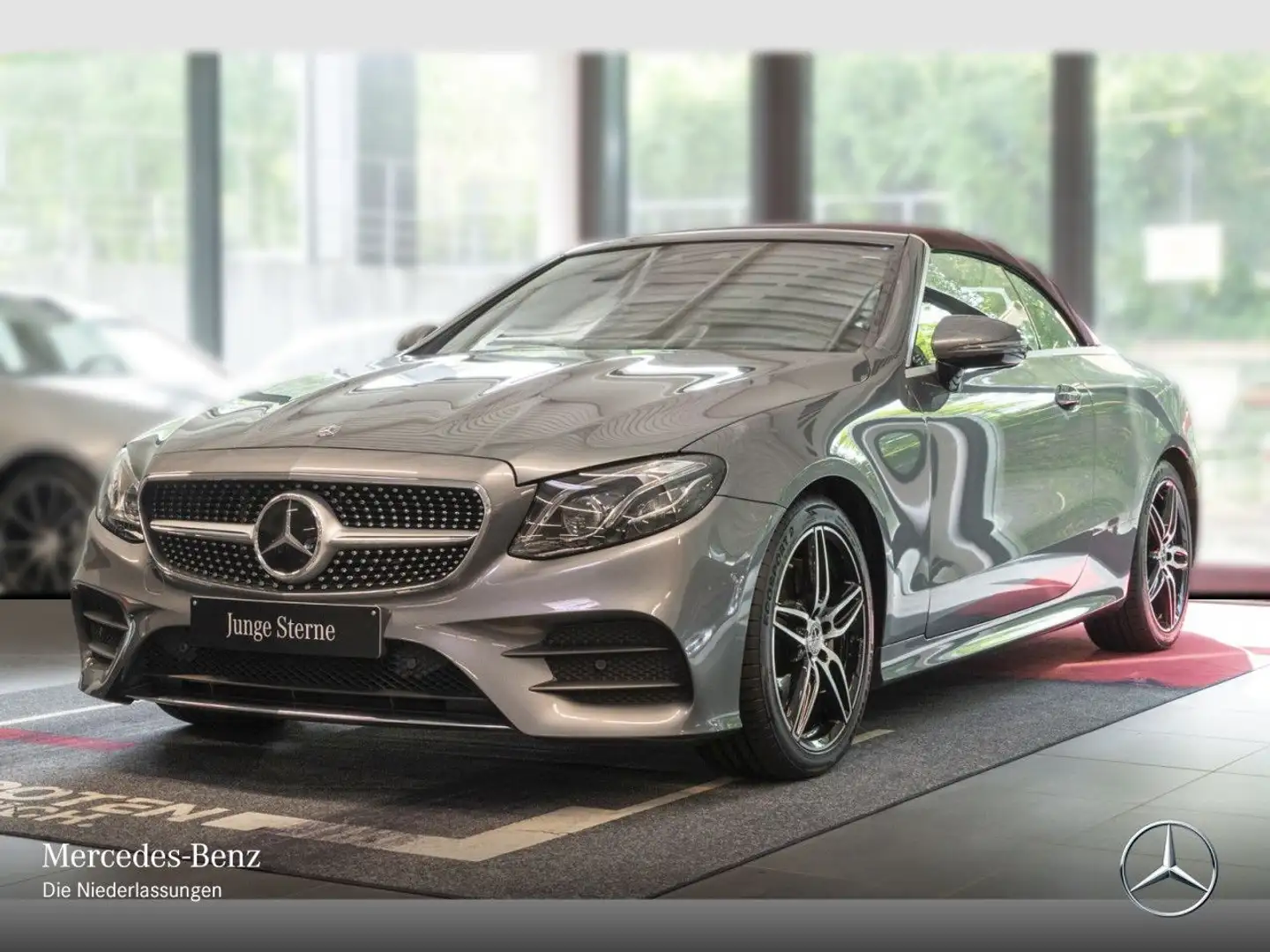 Mercedes-Benz E 220 d Cabrio AMG+MULTIBEAM+FAHRASS+KAMERA+9G Gris - 2