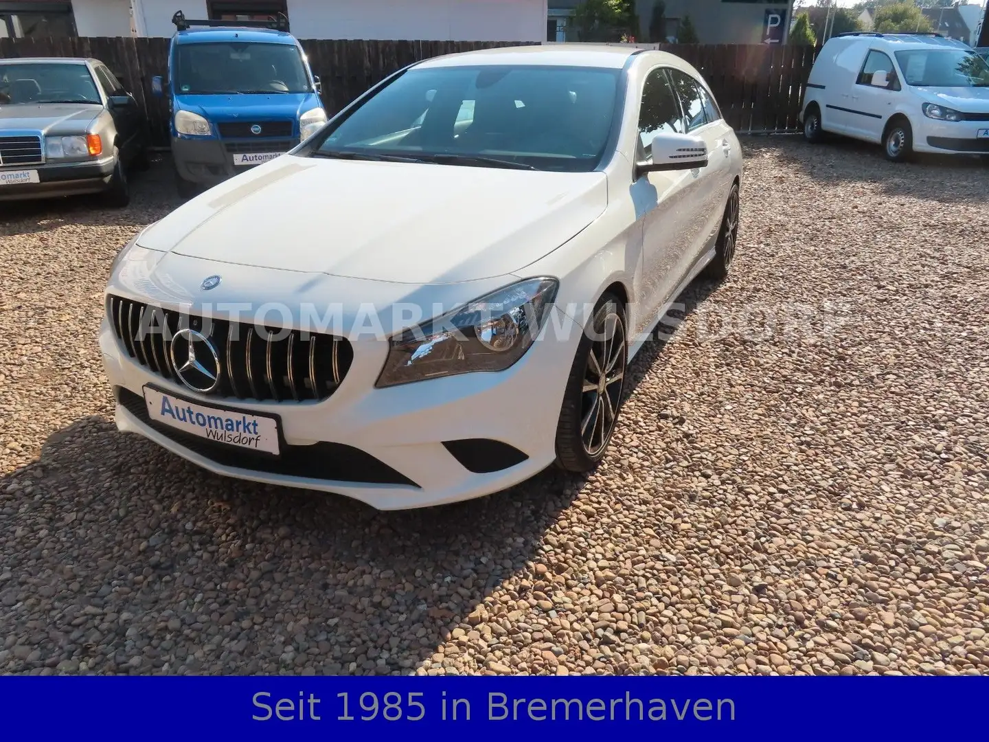 Mercedes-Benz CLA 200 Urban, Shooting Brake,1Hand,6 Gang,Alu Blanco - 1