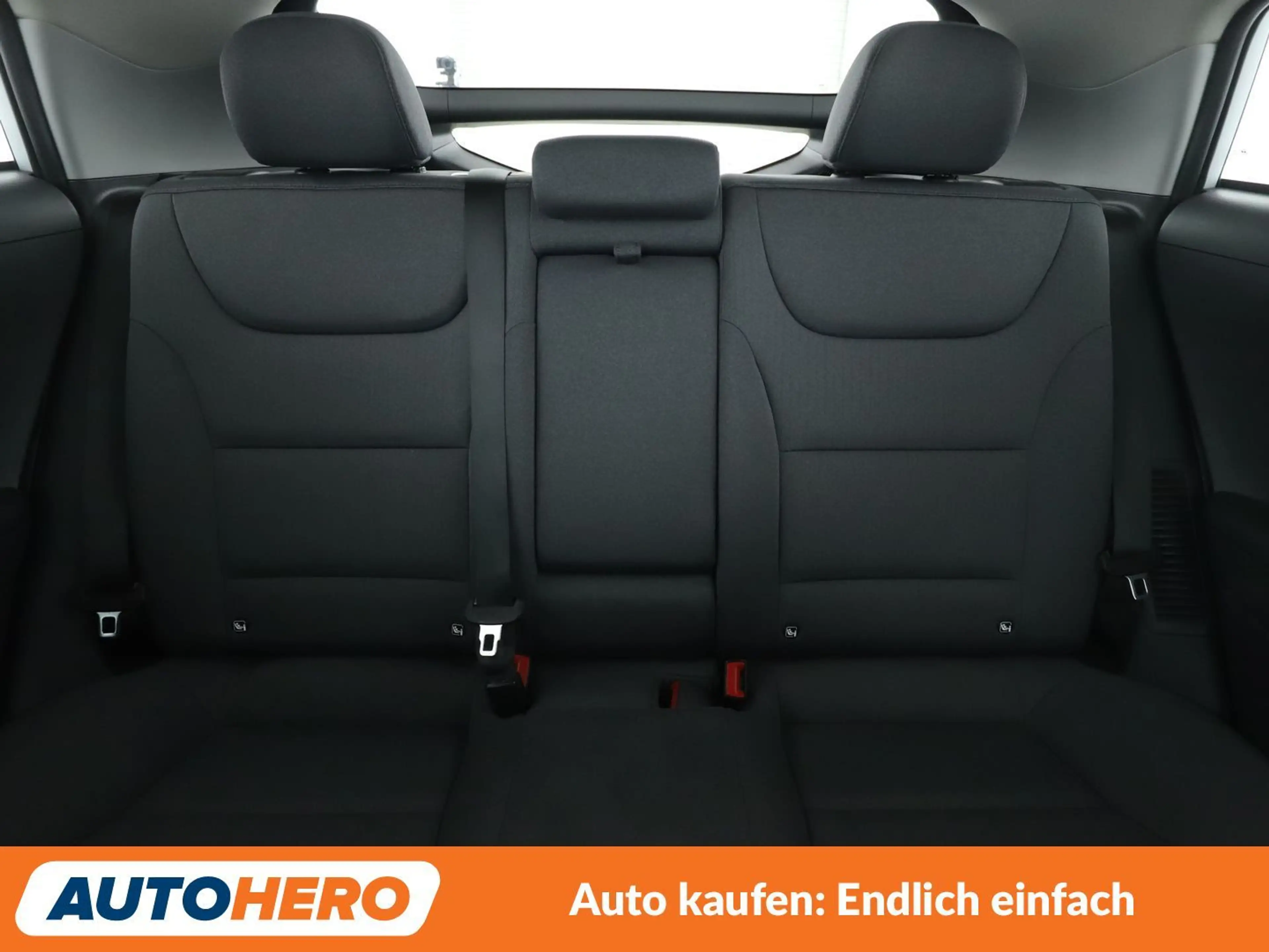 Hyundai IONIQ 1.6 Hybrid Style Aut.*NAVI*LED*CAM*PDC* — photo 15