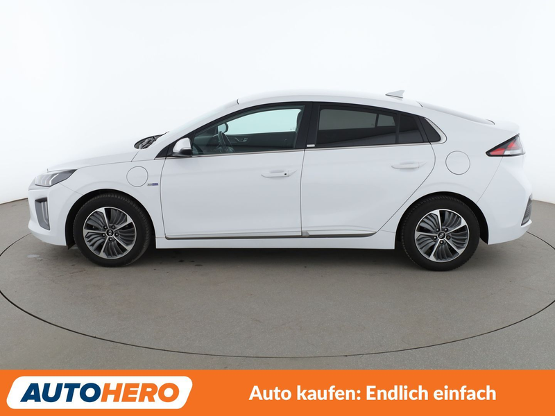 Hyundai IONIQ 1.6 Hybrid Style Aut.*NAVI*LED*CAM*PDC* — photo 3