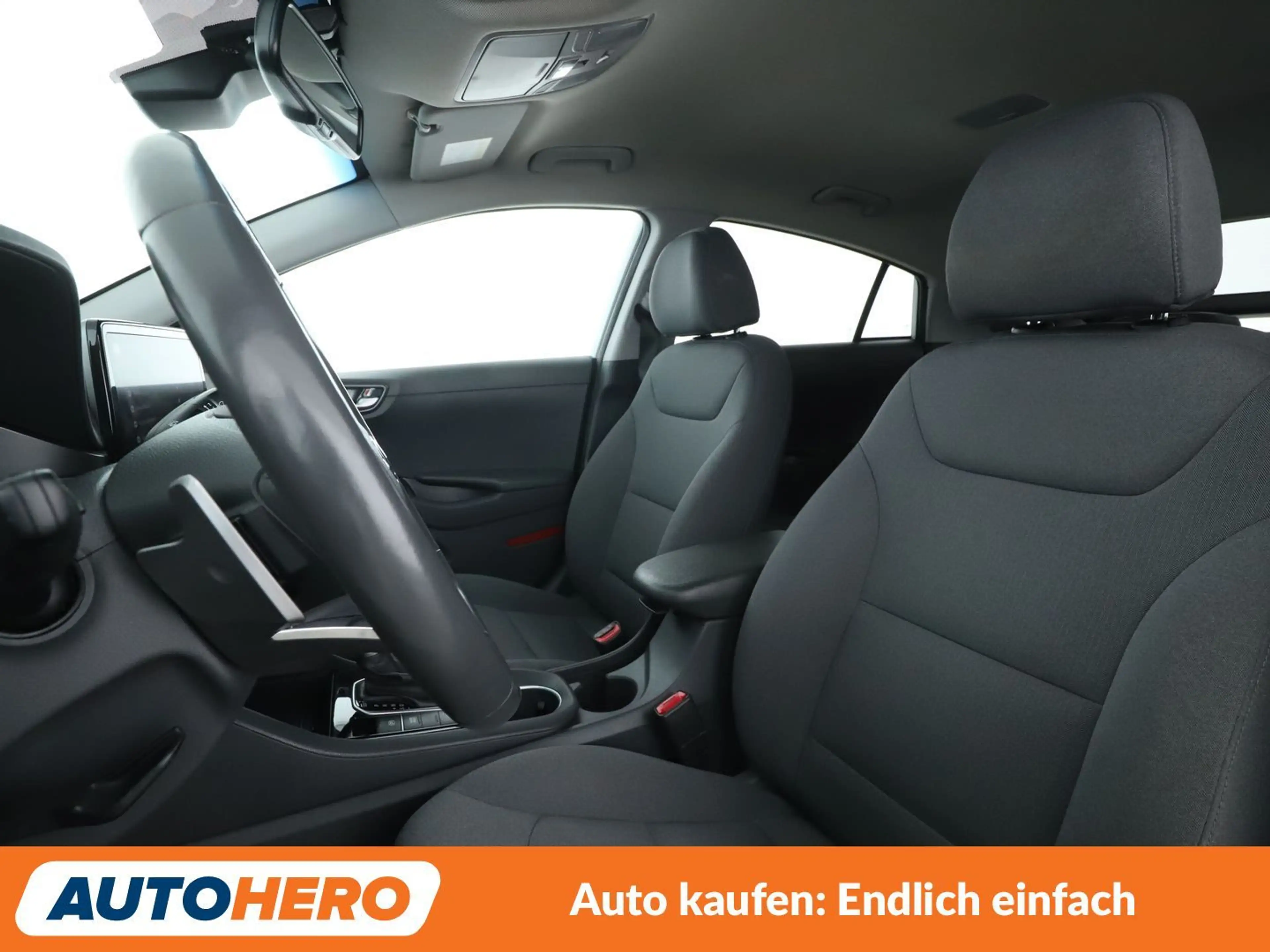 Hyundai IONIQ 1.6 Hybrid Style Aut.*NAVI*LED*CAM*PDC* — photo 10