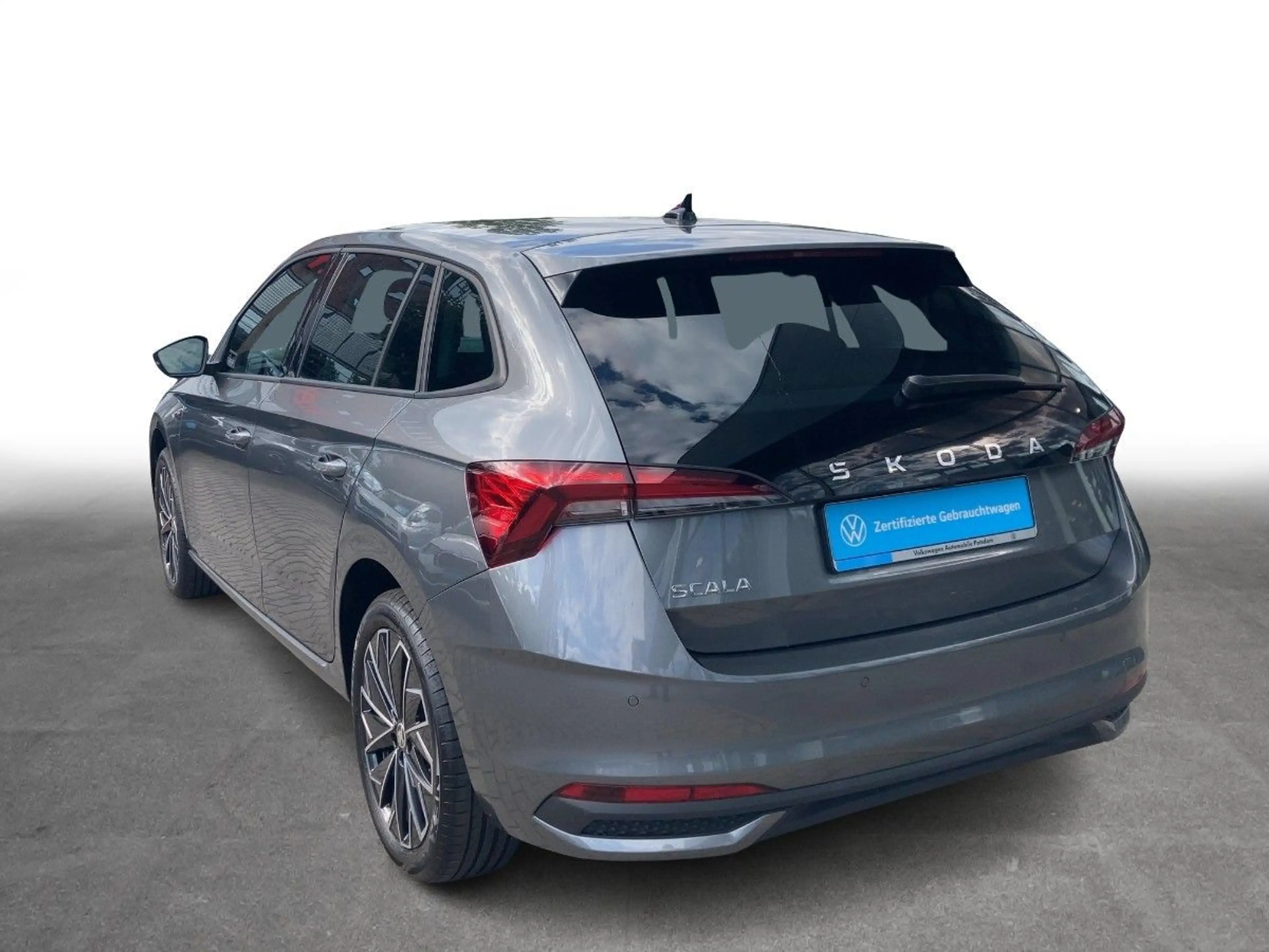 Skoda Scala 1.5 TSI Drive — photo 3