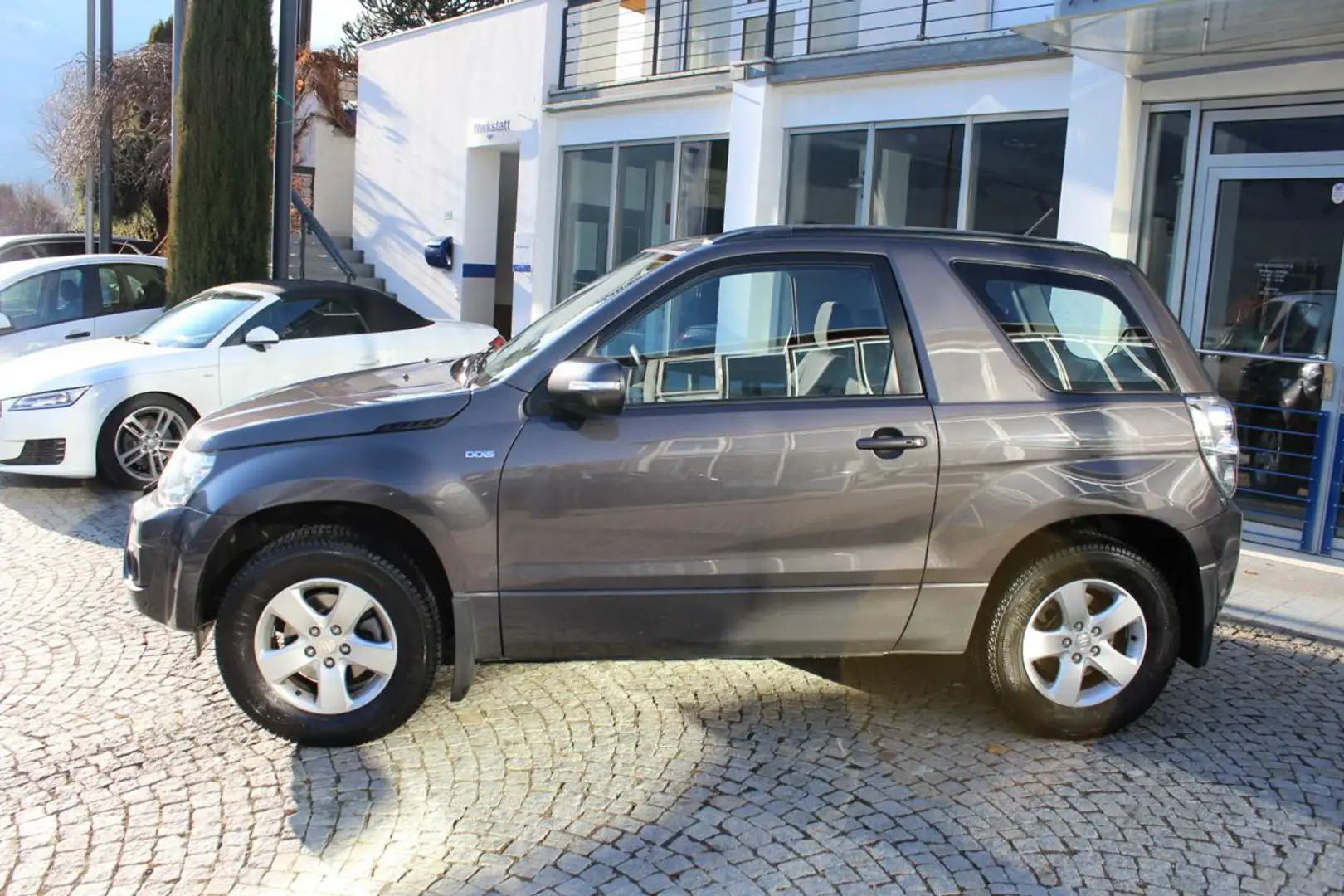 Suzuki Grand Vitara 1.9 DDiS 3 porte Evolution Gancio traino Grigio - 2