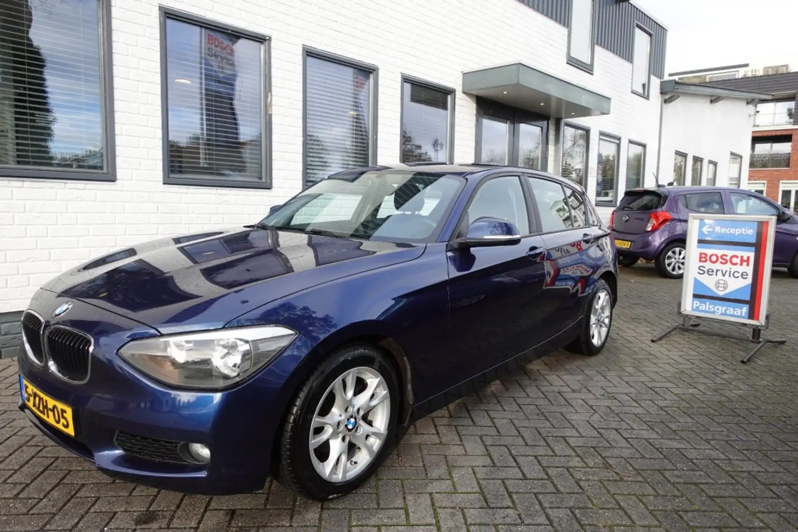 BMW 114 114I EDE BUSINESS Blauw - 1