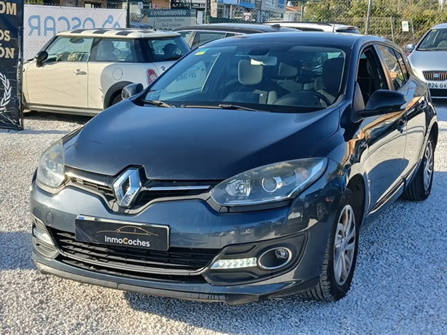 Renault Megane 1.5dCi Business 95 Gris - 1