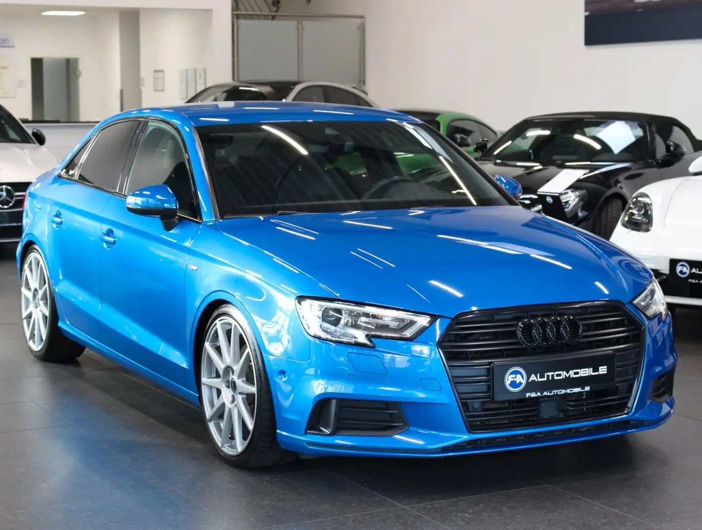 Audi A3 Lim. 35 TDI S Line Sport Plus*Bi Xenon*Keyles Blau - 2