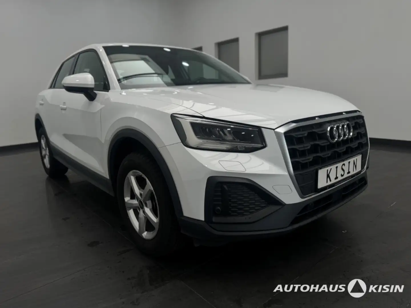 Audi Q2 30 TFSI 1.0 /Soundsystem /LED /CAM Weiß - 2