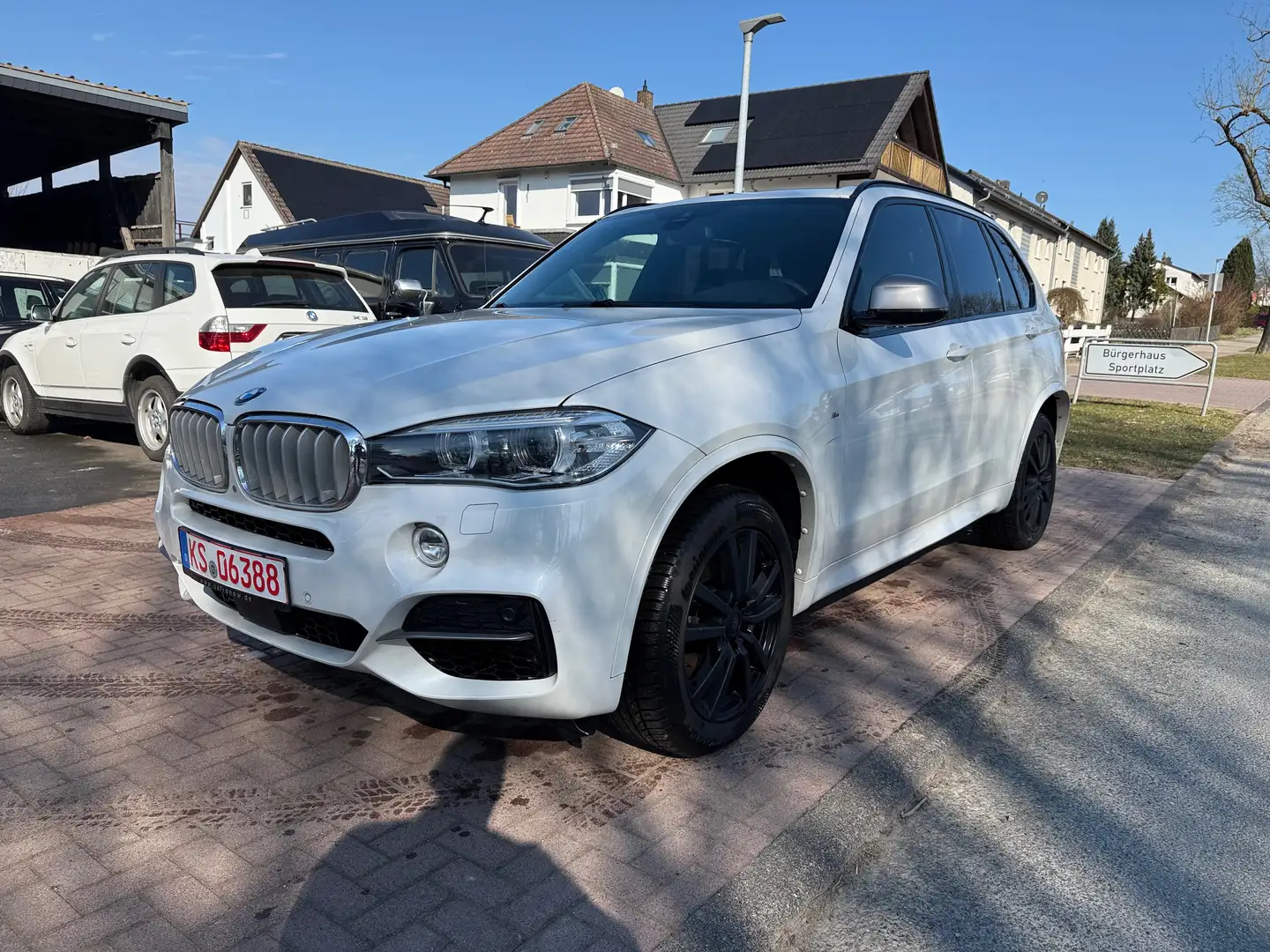 BMW X5 M50 d F15 Leder Xenon AHK 360 Kamera HU AU Neu Weiß - 1