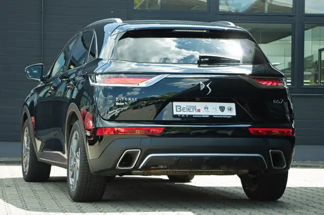 DS Automobiles DS 7 Crossback view 3
