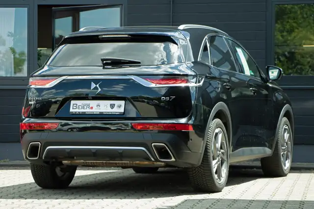 DS Automobiles DS 7 Crossback view 4