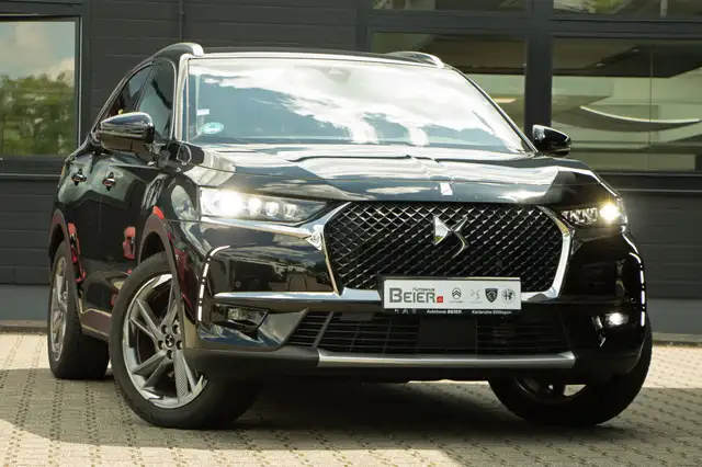 DS Automobiles DS 7 Crossback view 2