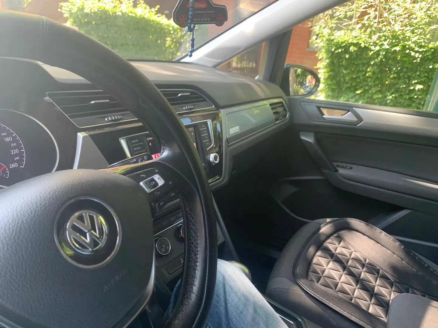 Volkswagen Touran Touran 1,6 . 7plas Gris - 2