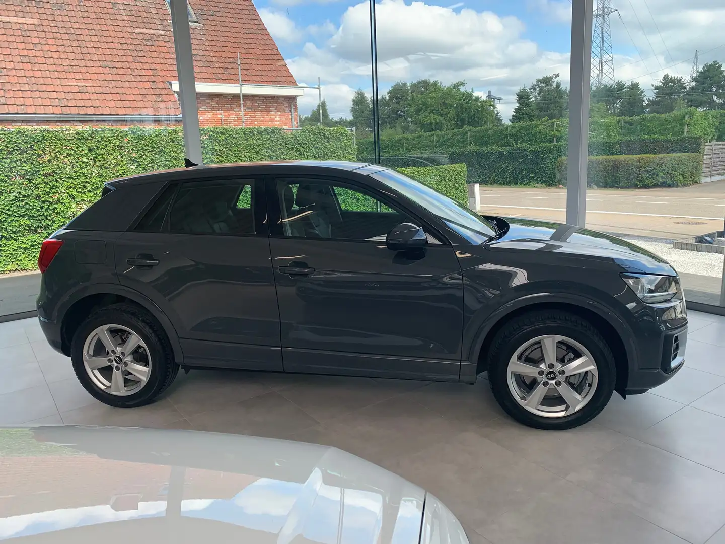 Audi Q2 Q2 TFSI S tro 1.5 benz.keyless dap appcnt elec kof Gris - 2