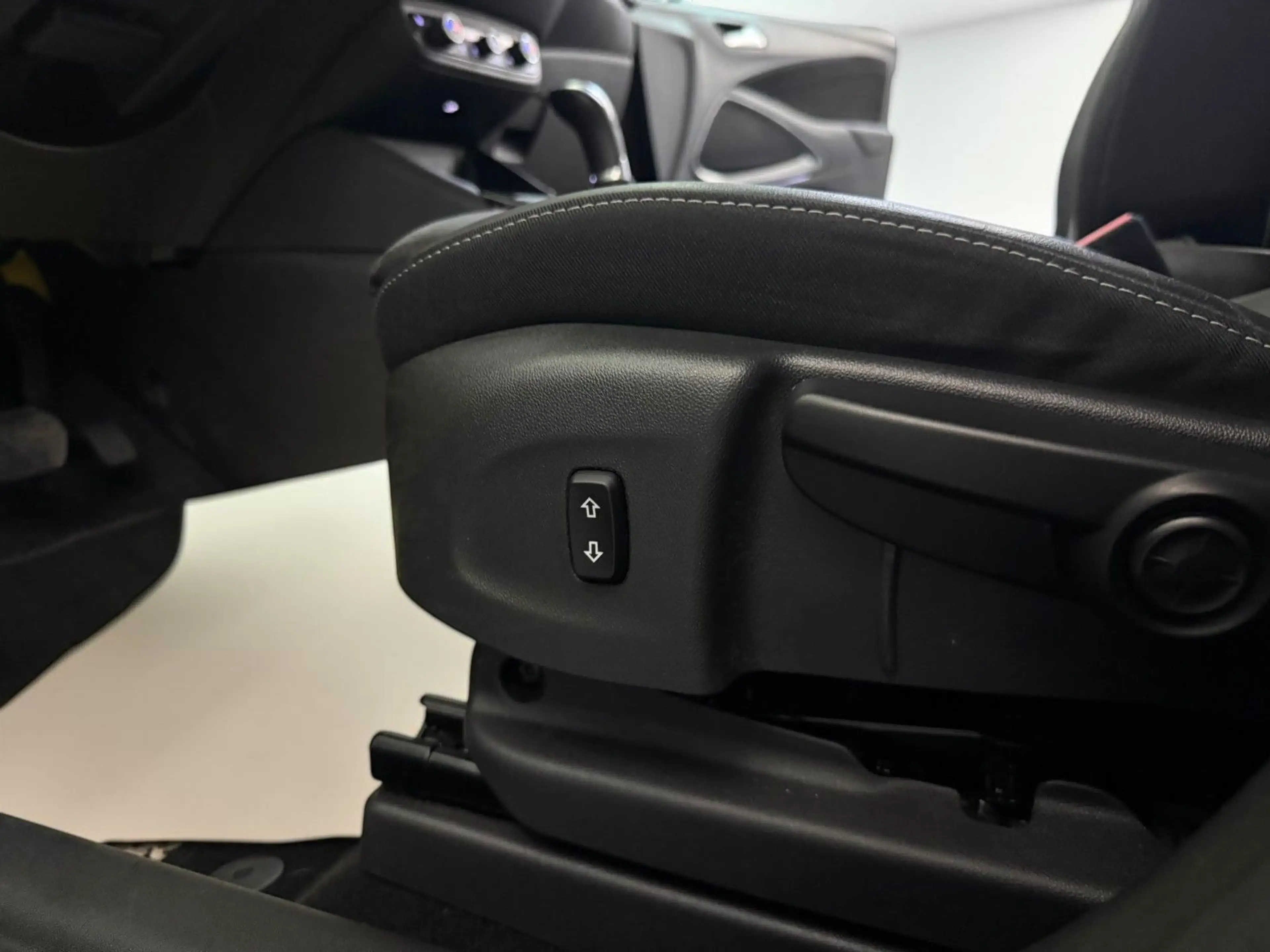 Opel Crossland X Opel Crossland Ultimate*HEAD-UP*NAVI-PRO*KAMERA — photo 12