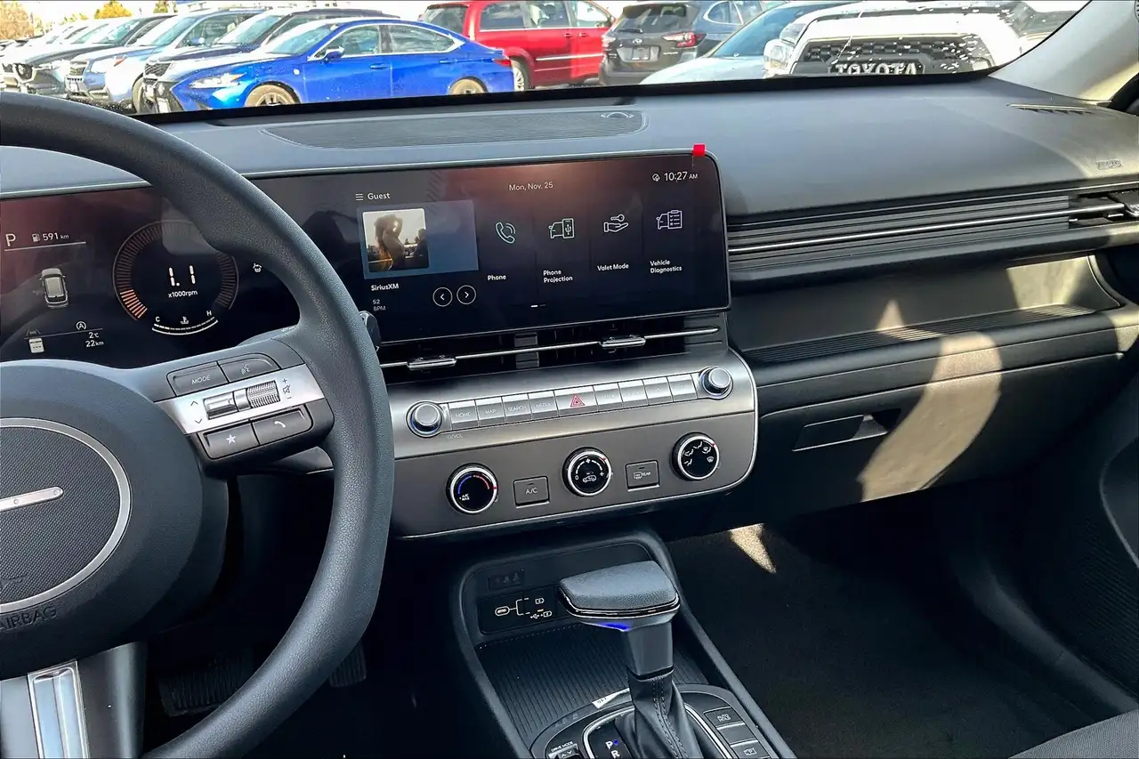 Hyundai KONA снимка Hyundai KONA