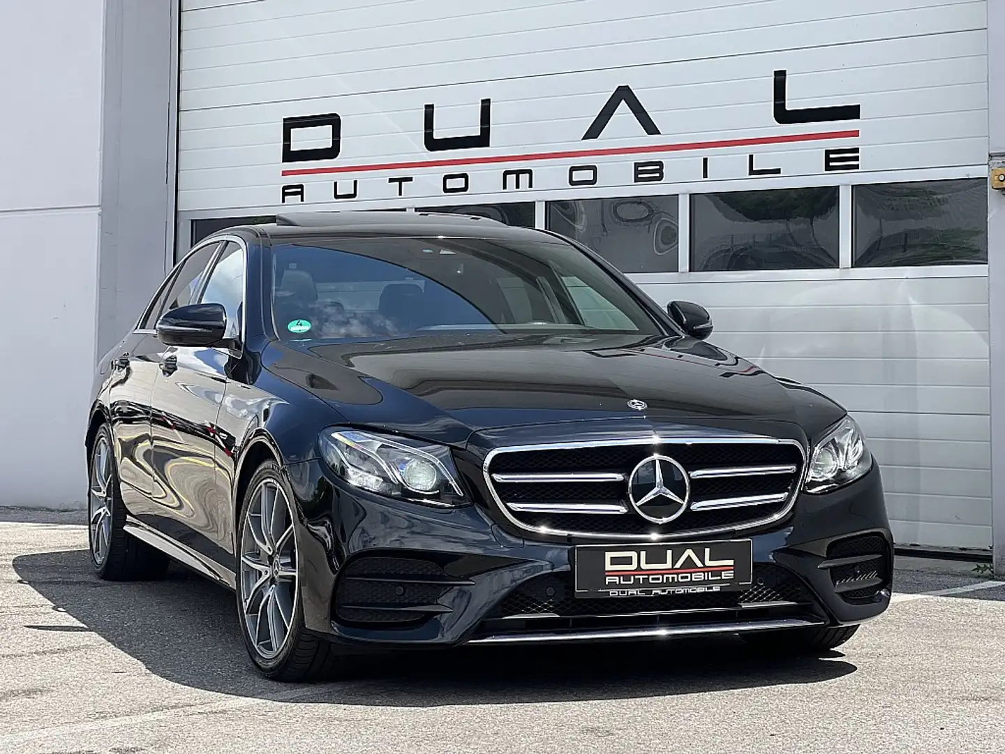 Mercedes-Benz E 220 d Aut.|AMG-LINE|WIDESCREEN|BURMESTER|LED Schwarz - 2