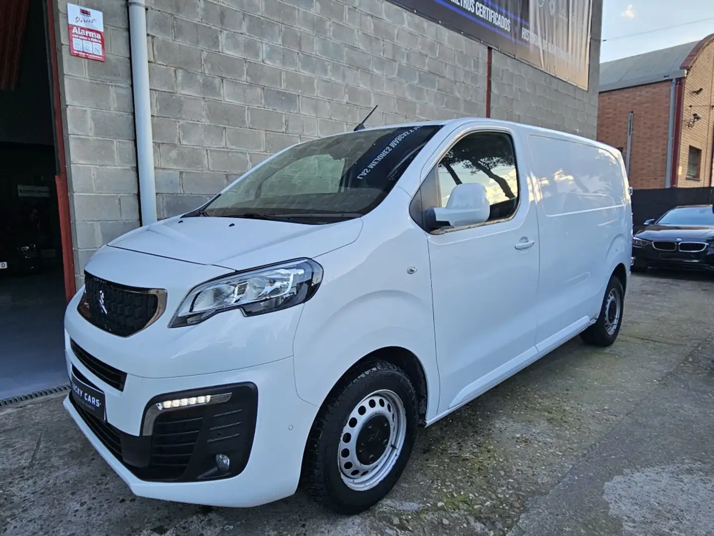 Peugeot Expert Fg. 2.0BlueHDi S&S Pack Sport 120 Blanc - 1