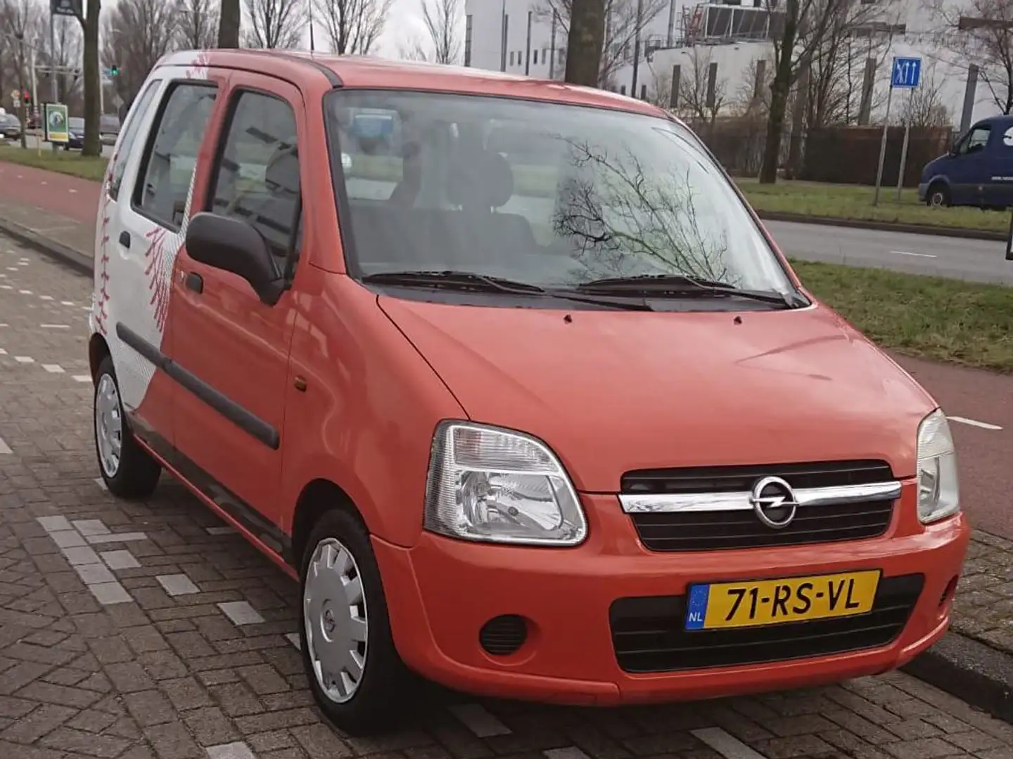 Opel Agila 1.0-12V Flexx Orange - 1