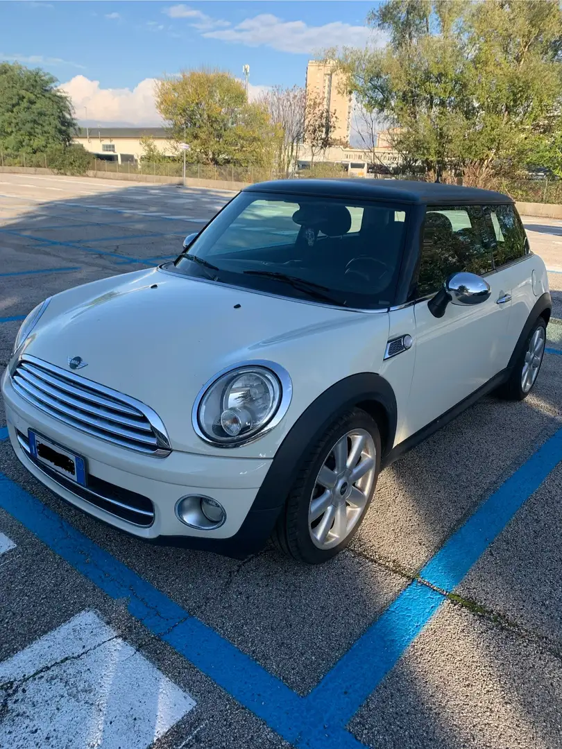 MINI Cooper D 50 Mayfair - 1