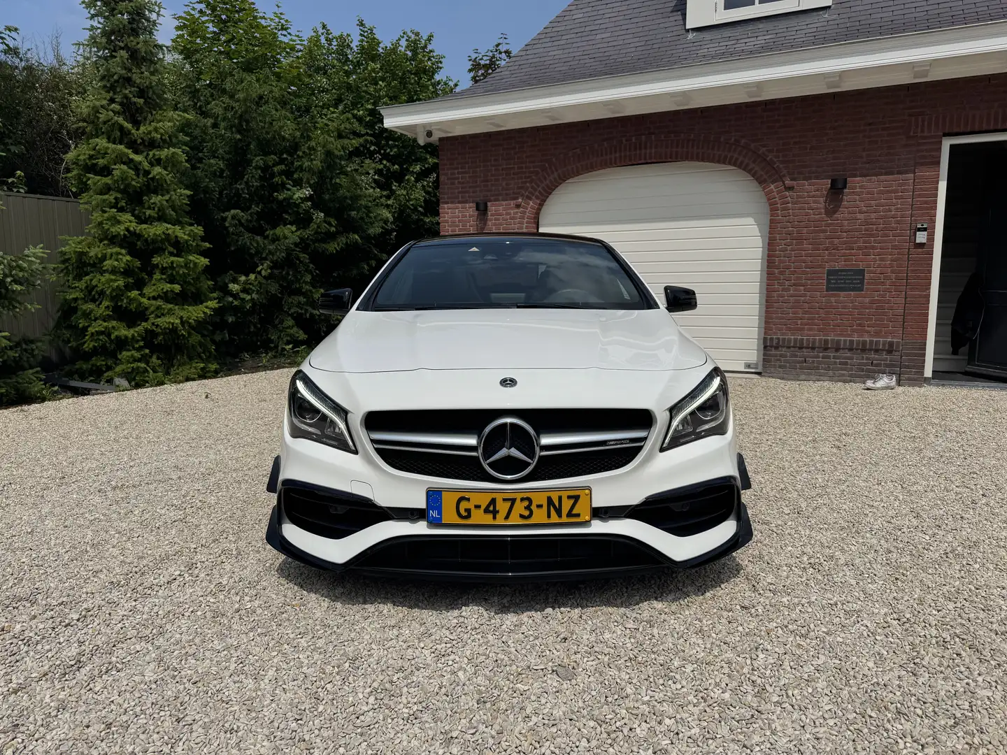 Mercedes-Benz CLA 45 AMG 4-Matic, Eerste eigenaar Bílá - 2
