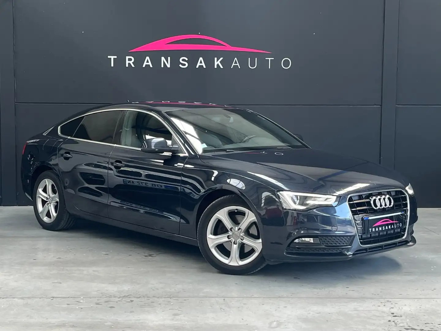 Audi A5 A5 Sportback 2.0 TDI 136 Ultra Clean Diesel Attraction Bleu - 1