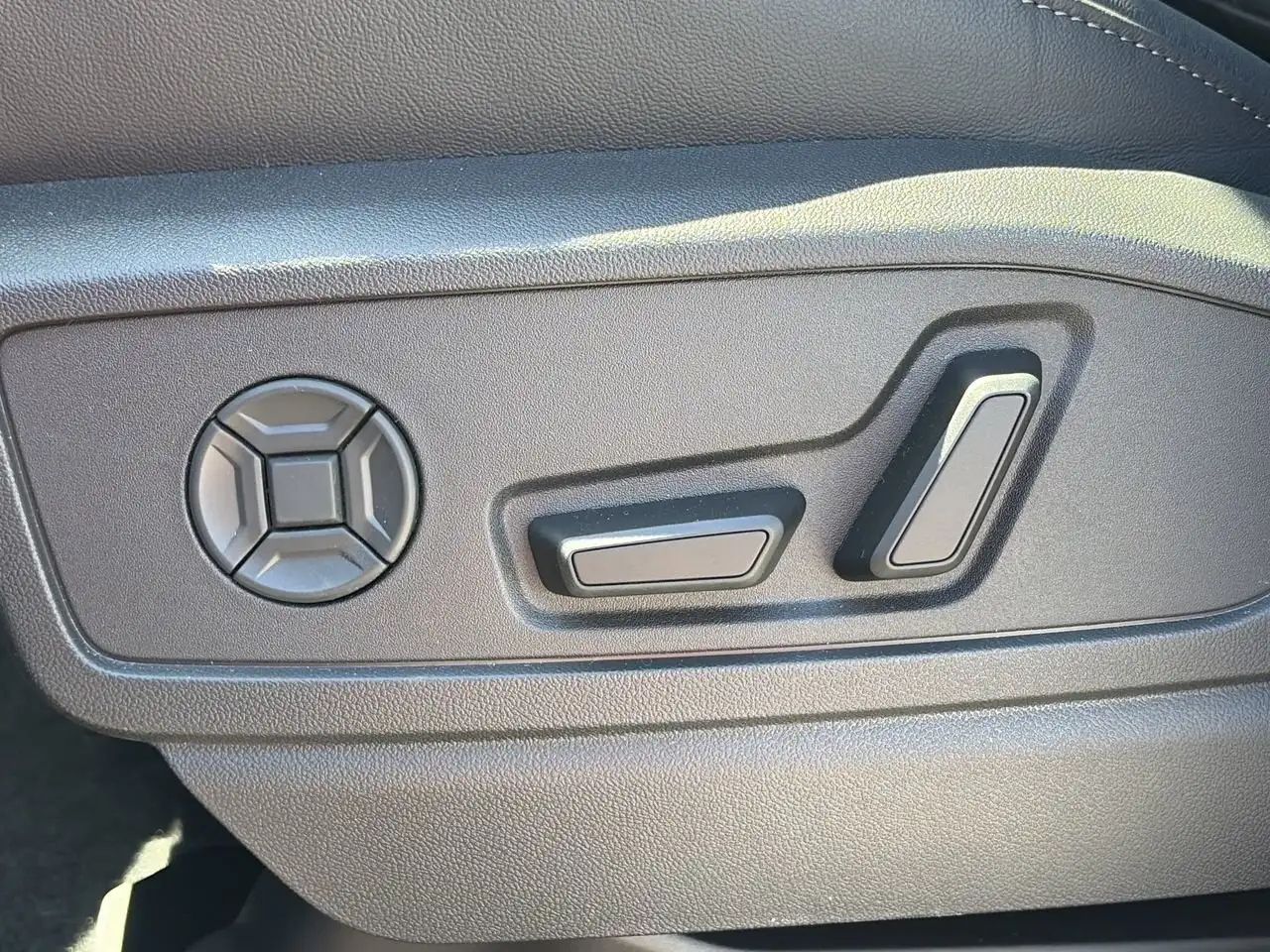 Audi Q5 снимка Audi Q5