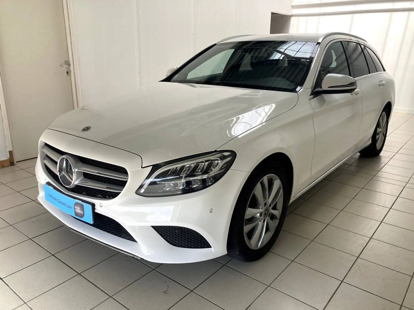 Mercedes-Benz AVANTGARDE Blanc - 1