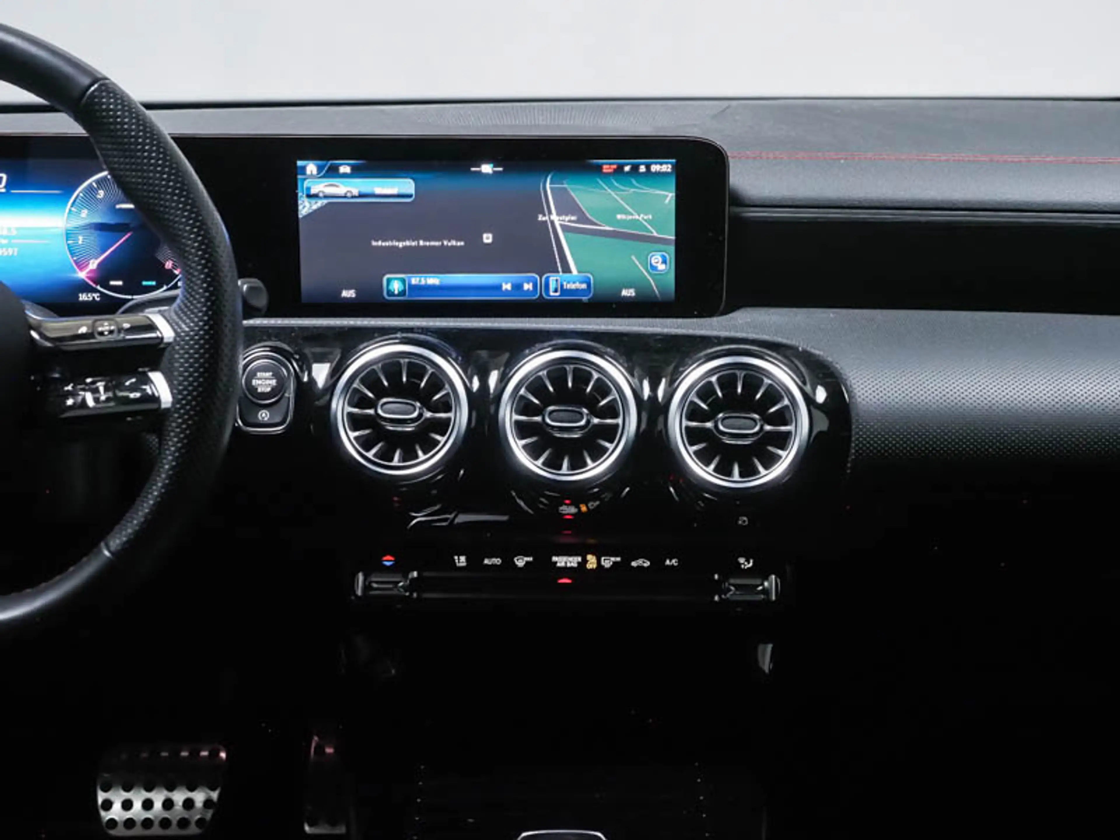 Mercedes-Benz CLA 200 Coupé AMG Night Totwi. LED 360° KeyLess — photo 8